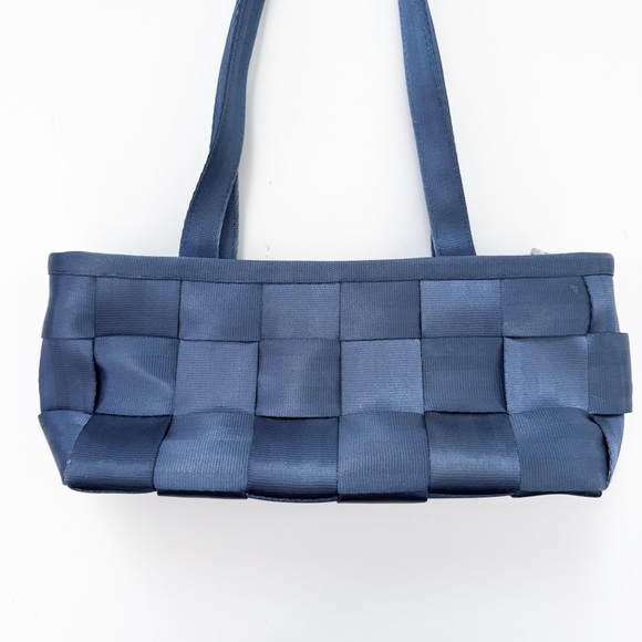 Harvey’s Blue Seatbelt Checkerboard Weave Shoulder Bag - Picture 2 of 6